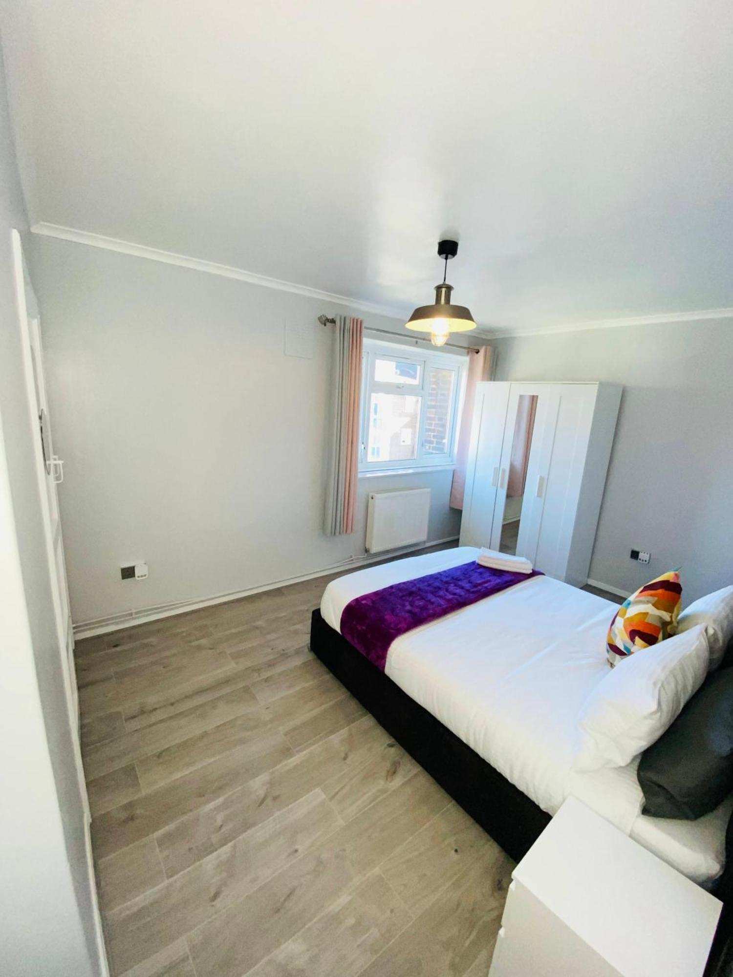 Appartamento Bright, Spacious, Modern Interior Decor 2 Bedrooms With Amazing Views Londra